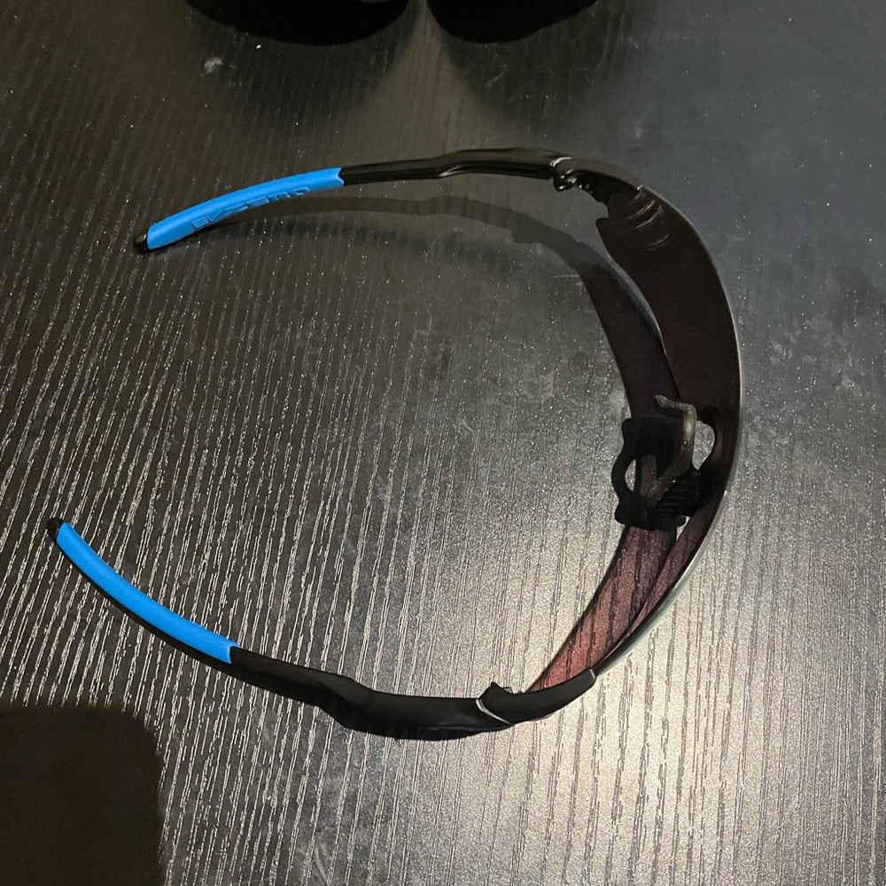 Oakley Black Sunglasses with Blue Accents - Picture 4 of 5